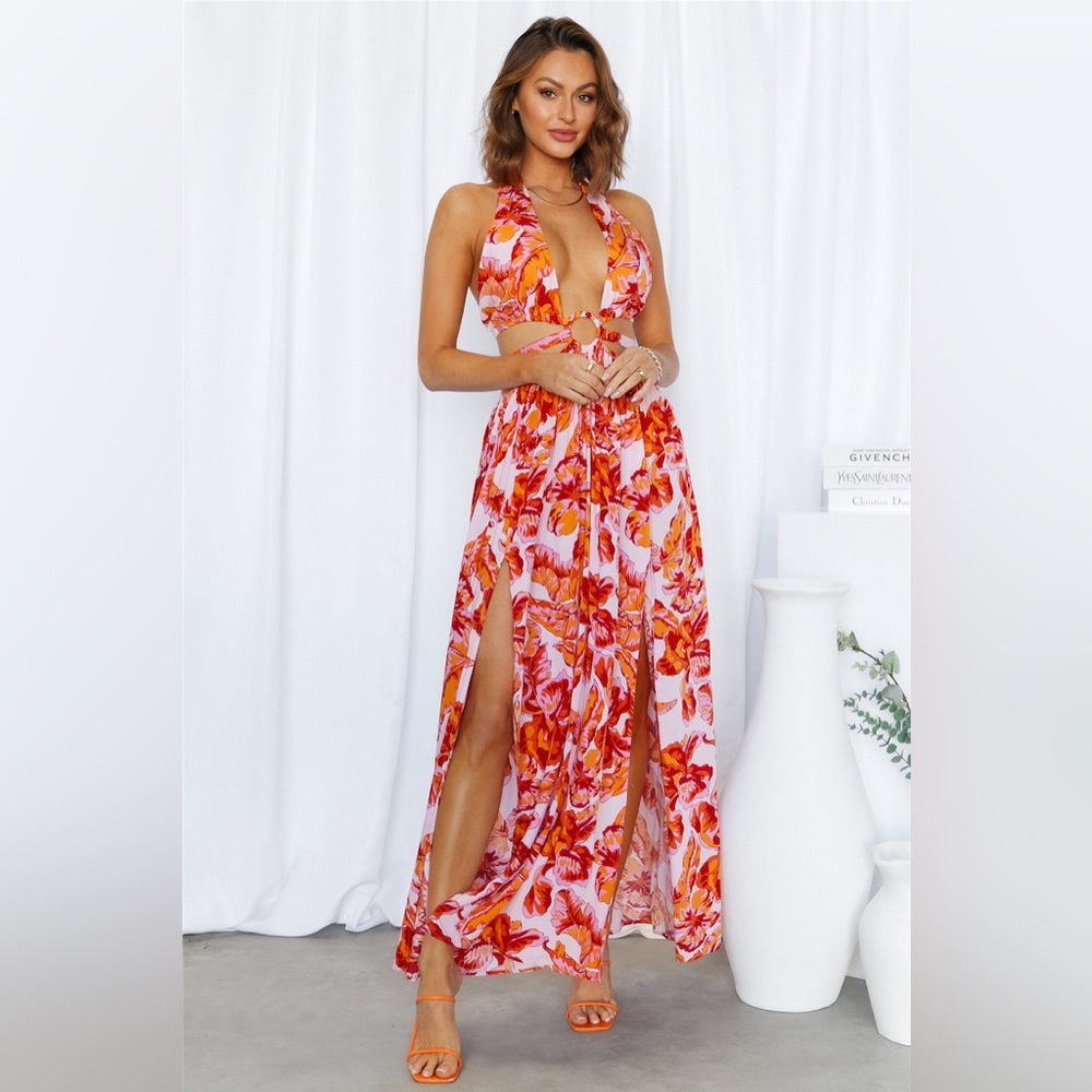 NWT Hello Molly Women’s Large Rising Love Maxi Dress Floral Halter Sundress